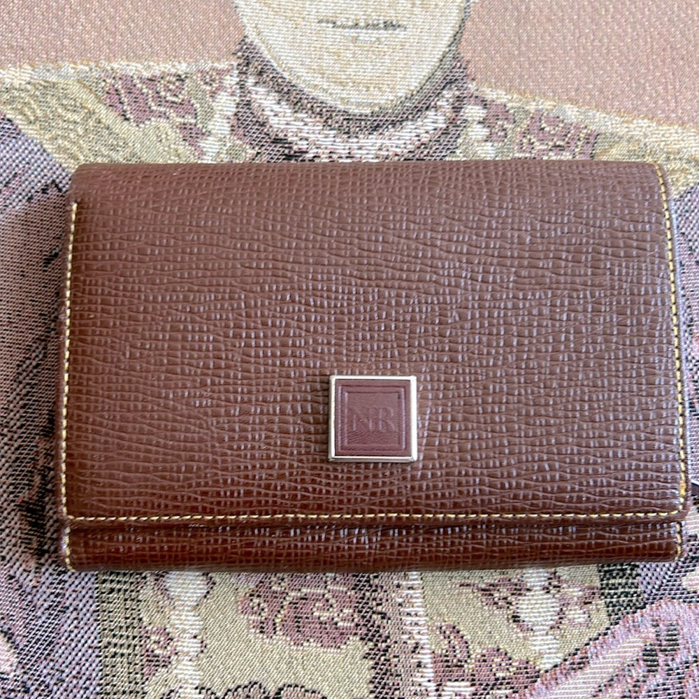 NINA RICCI Elegant Brown Wallet EUC